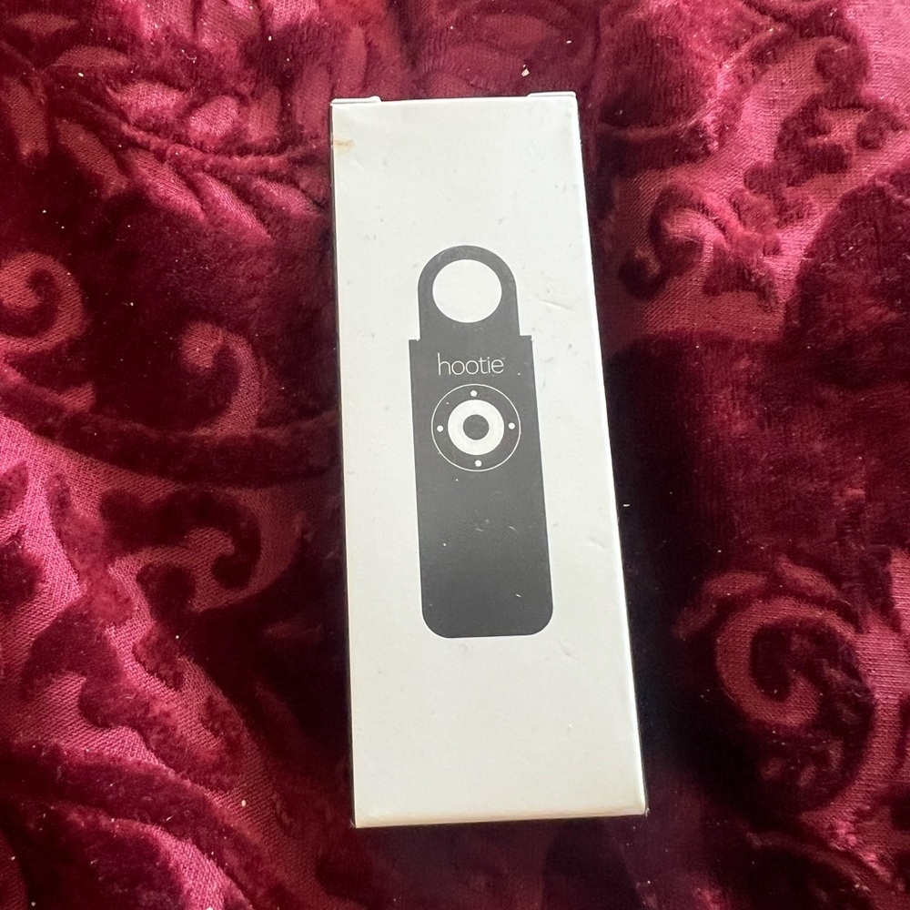 Hootie Personal Alarm Safety Keychain - Black